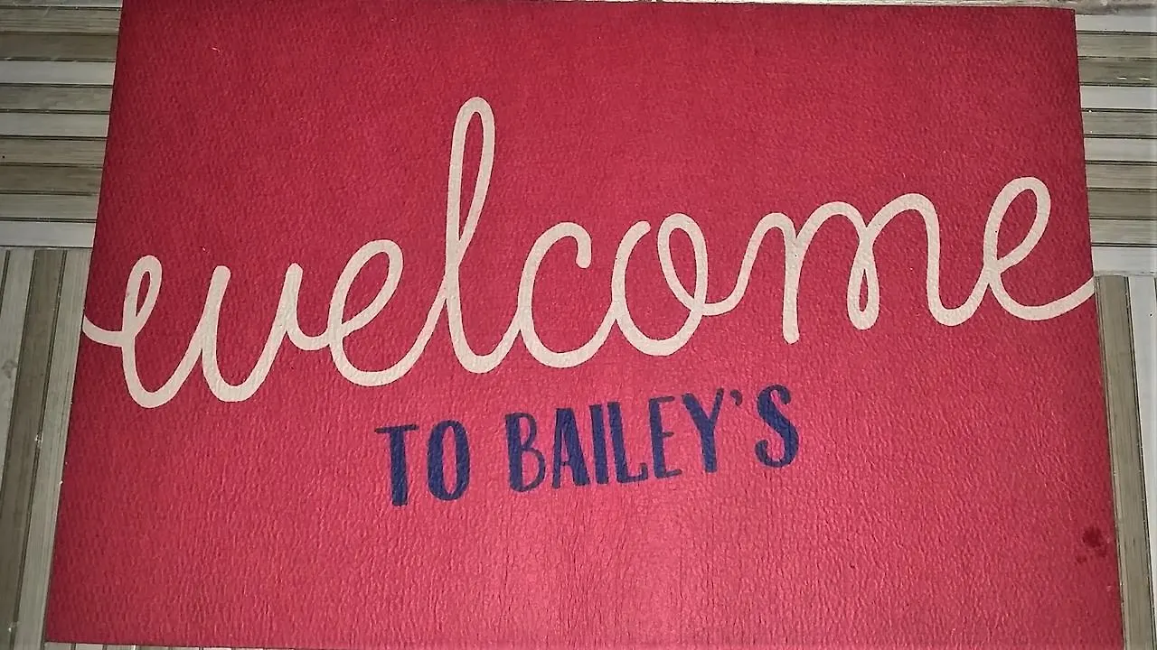 Bailey'S Bed And Breakfast Runaway Bay 2*,