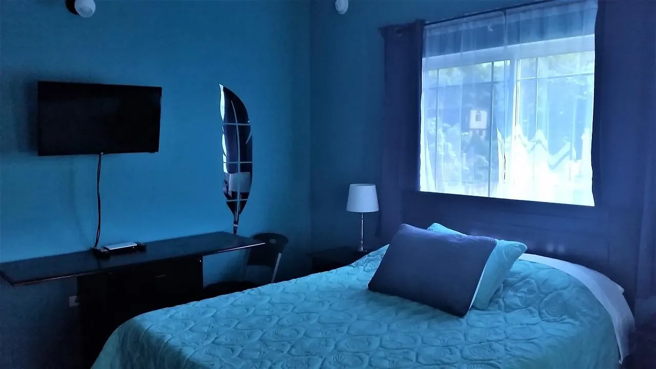 B&B Bailey'S Bed And Breakfast 런어웨이베이